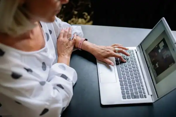 Image of woman attending online mediation Hartlepool services from Barker Mediation